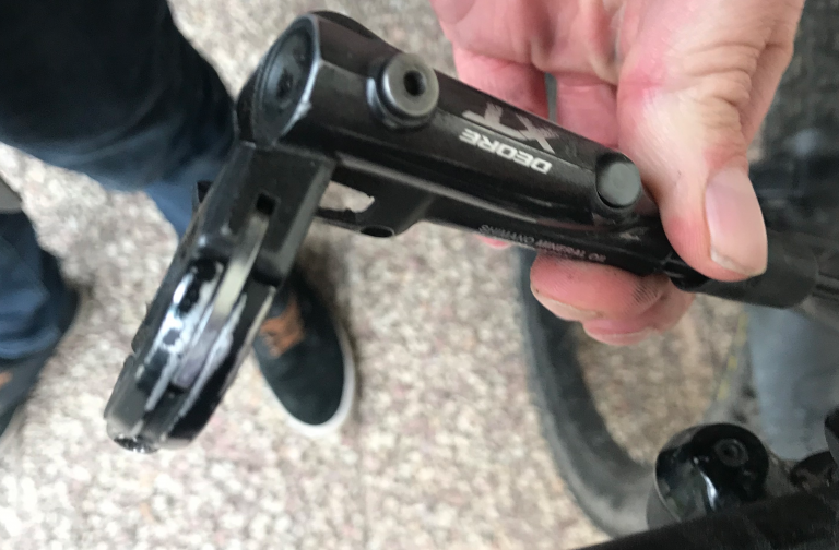 adjusting shimano disc brake levers