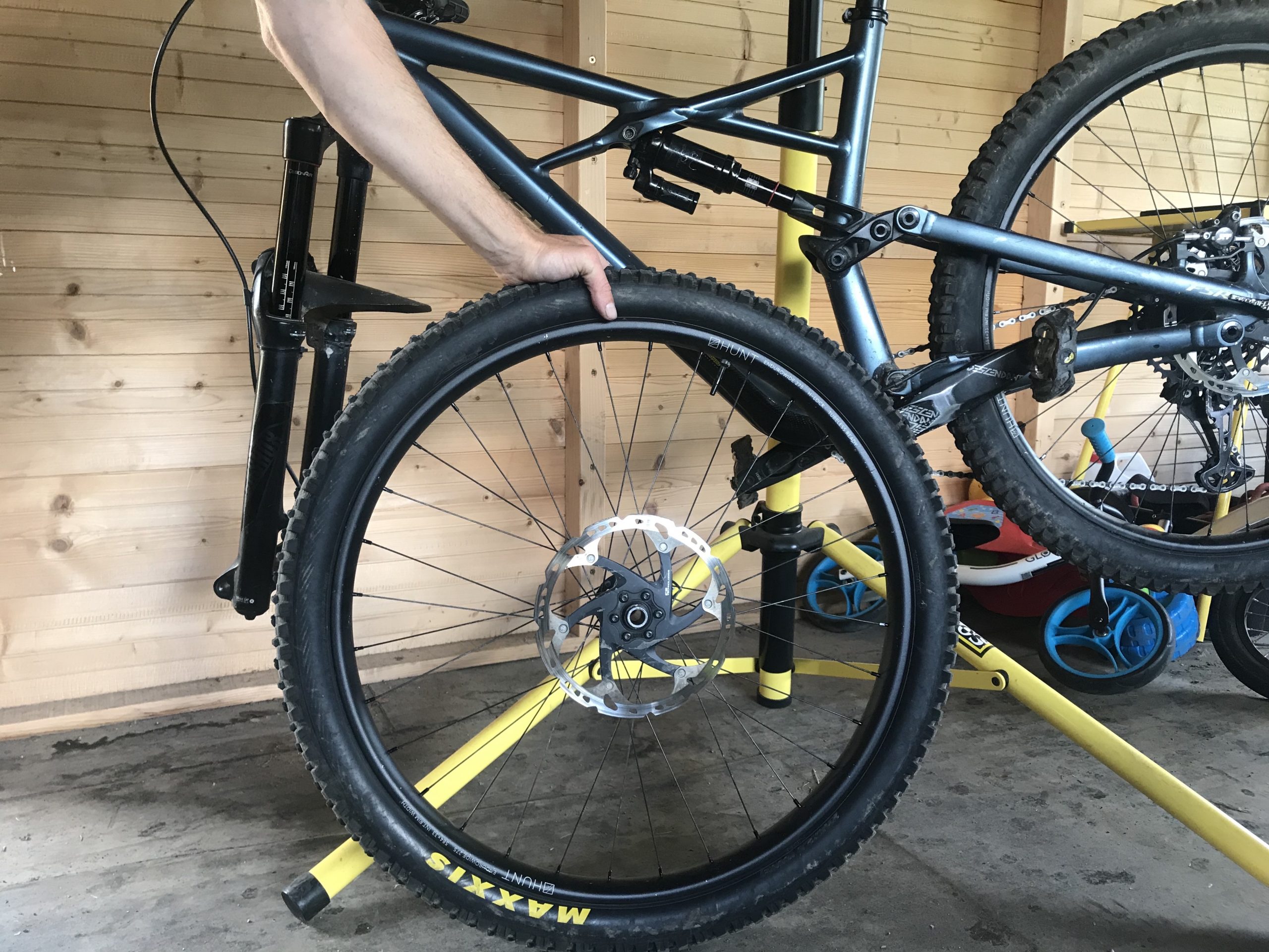 Fit Tubeless Mountain Bike Tyres
